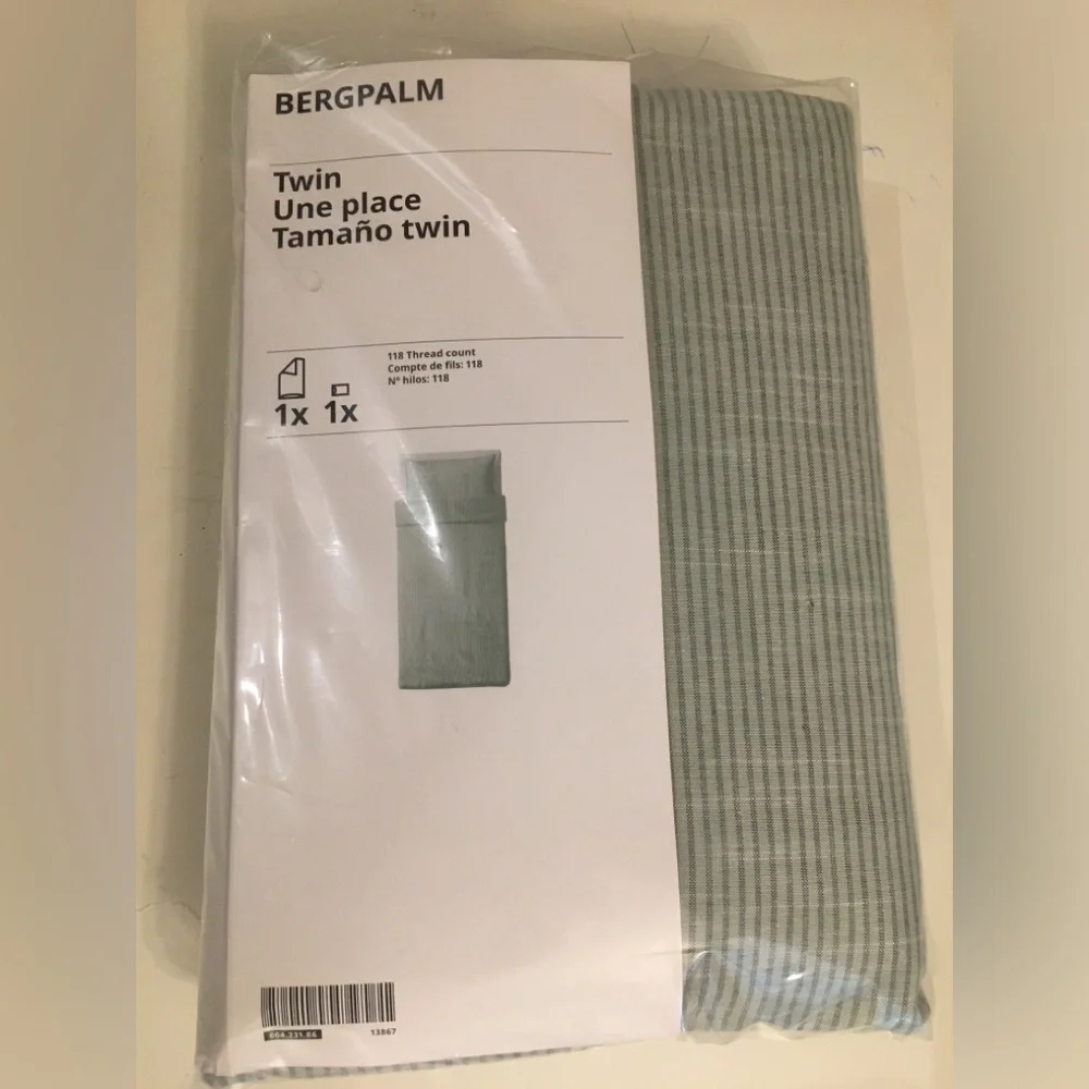 NWT 100% Cotton duvet cover and pillowcase.